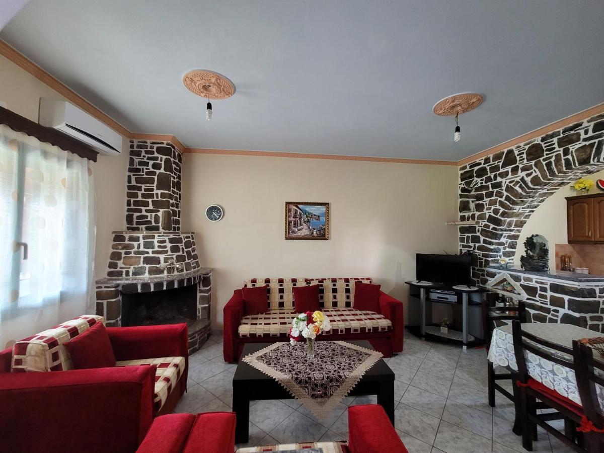 Petrefi Apartments 사밀 외부 사진