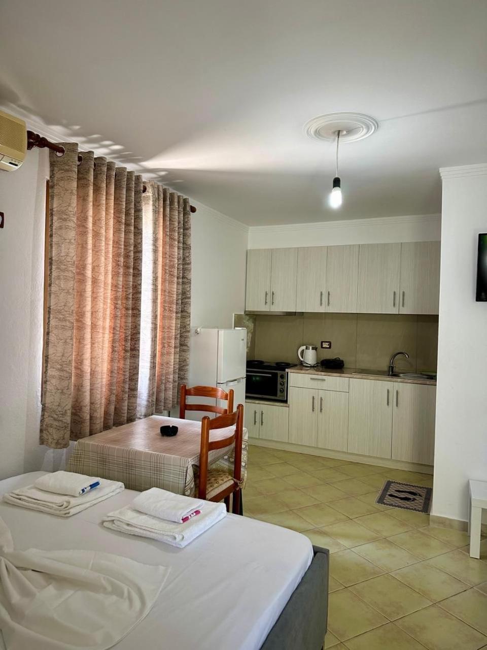 Petrefi Apartments 사밀 외부 사진