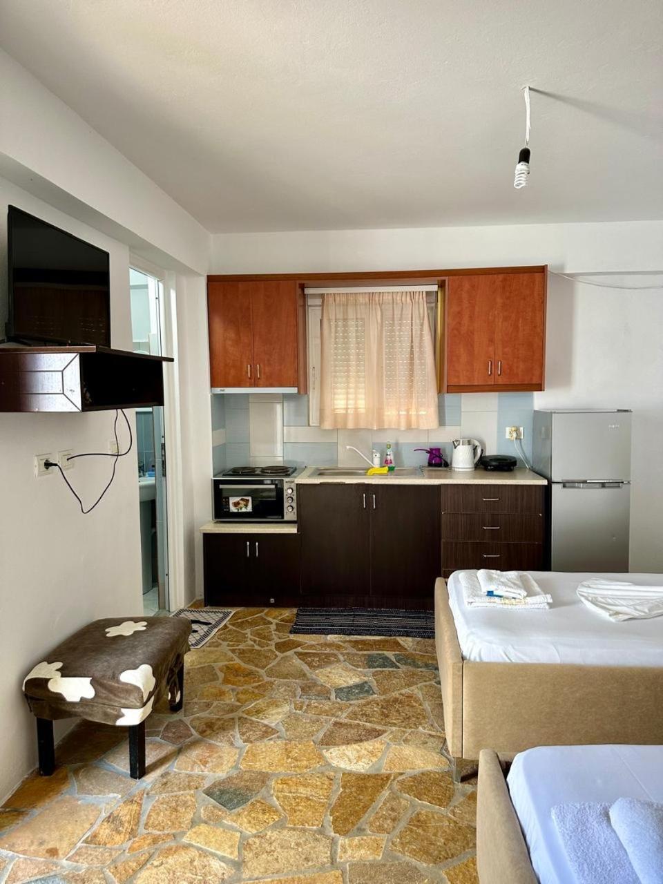 Petrefi Apartments 사밀 외부 사진